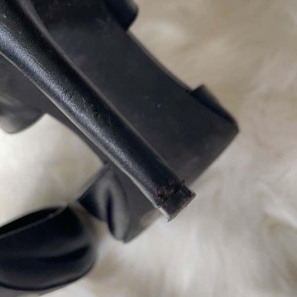 Leather pumps - Picture 5 of 7